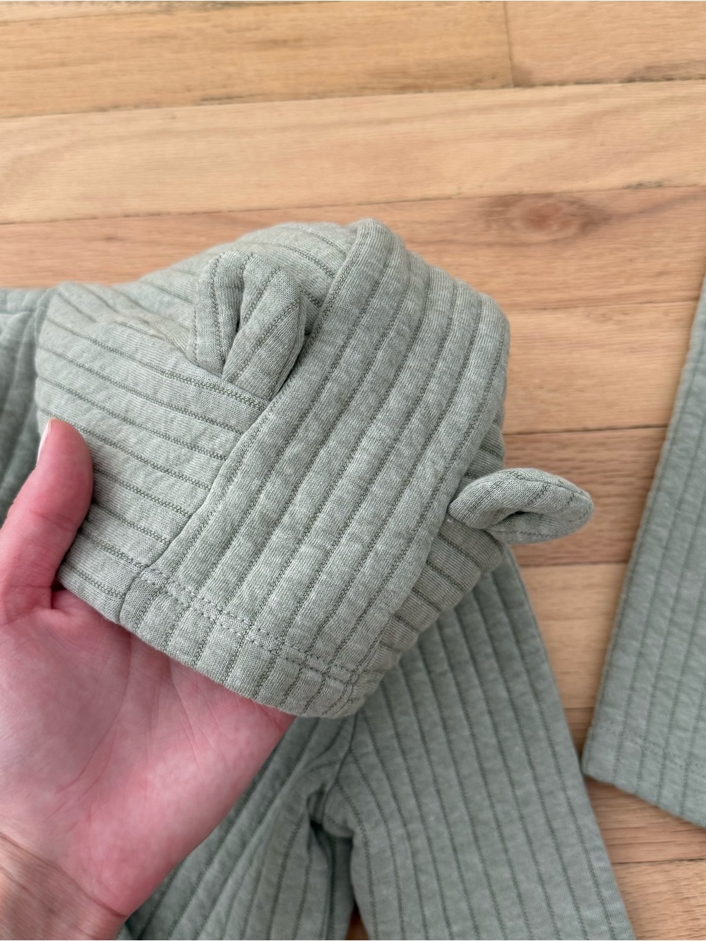 GAP Quilted Set - Picture 5 of 6